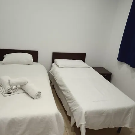 Гостевой дом Magnolia St Julians Сент Джулианс